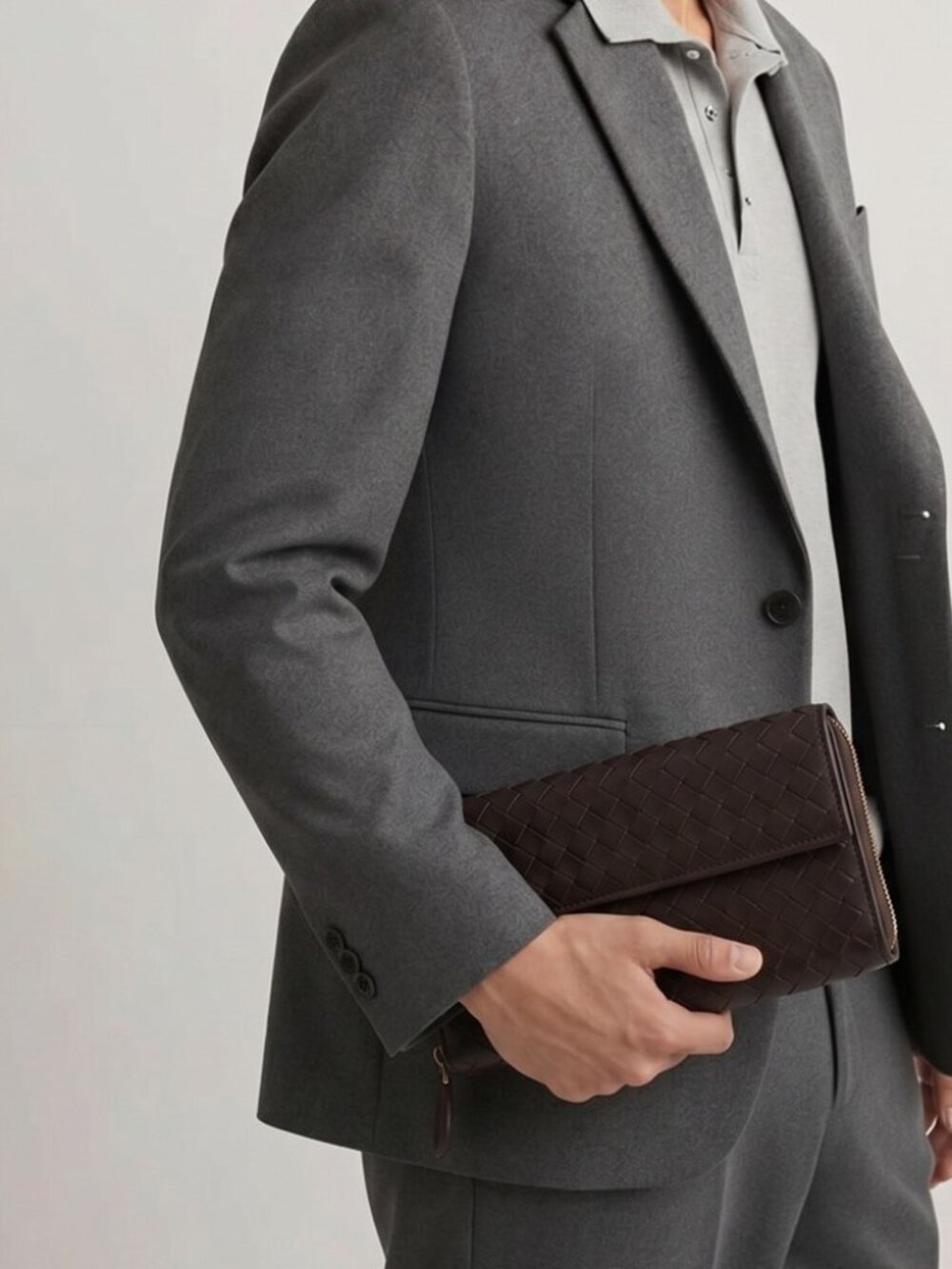 Bottega Veneta Leather Wristlet Checkbook Wallet Brown Black New